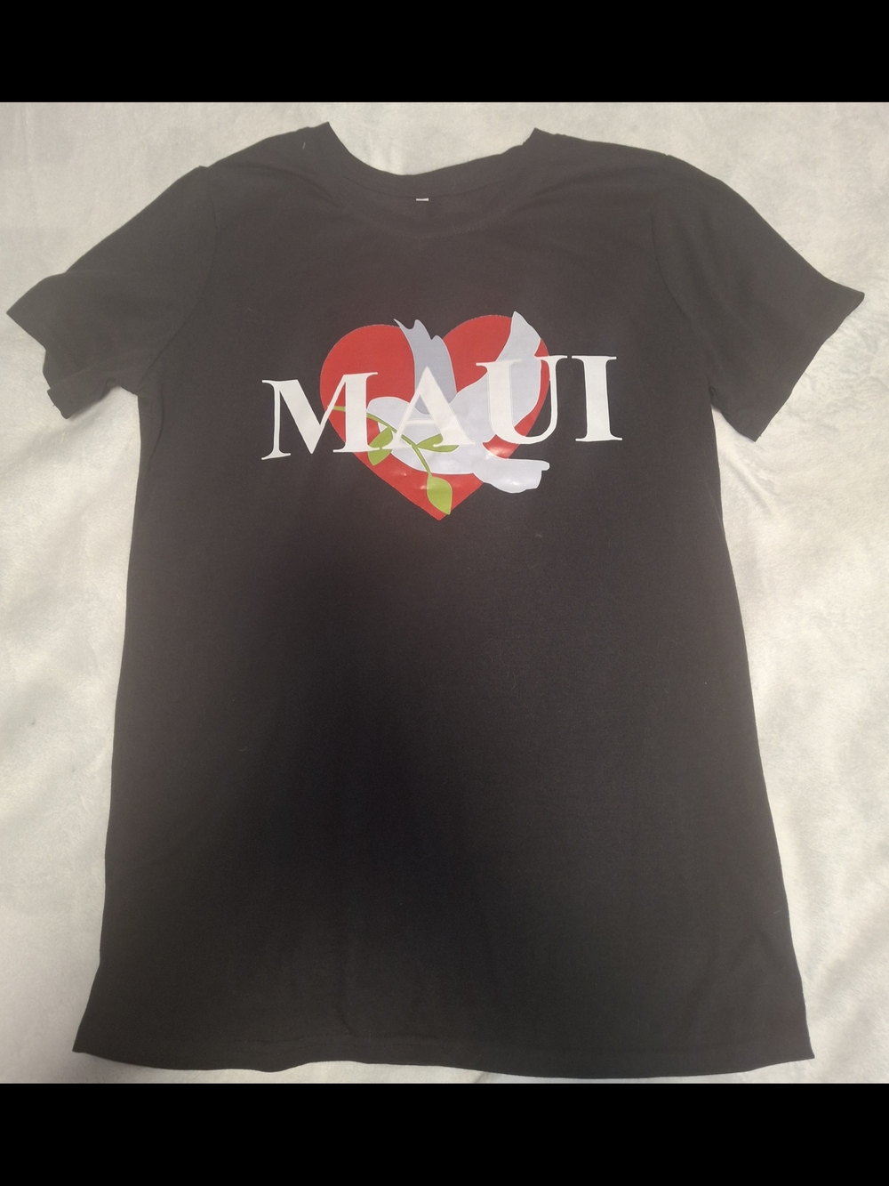 MAUI Heart Graphic Black Tee